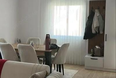 Garsonieră decomandată în Central - 2