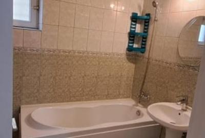 Apartament cu 3 camere decomandat, mobilat în Babadag - 11