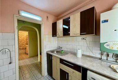 Apartament 2 camere, decomandat, centrala termic, zona Vest, Ploiesti - 5