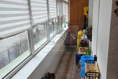 Apartament cu 3 camere decomandat în Olteniței - 8