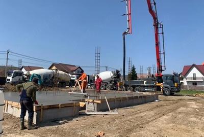 Casă cu 7 camere cu Teren 420 Mp în Central - 2