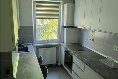 Apartament cu 2 camere decomandat în Tudor - 9