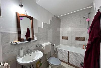 Casa pe 2 nivele , 240 mp , zona Draxlmaier - 24