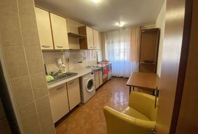 Garsonieră decomandată în Tei - 3