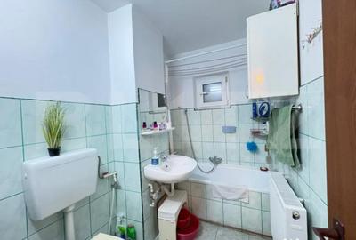 Apartament cu 3 camere semidecomandat în Buziașului - 1