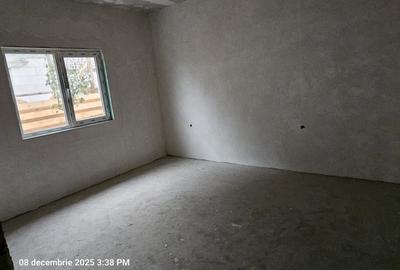 Casă individuală cu 3 camere cu Canalizare în Lumina - 3