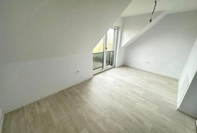 Casă cu Teren 220 Mp în Central