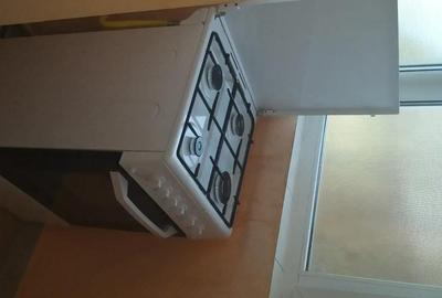 Garsonieră decomandată în Drăgășani - 8