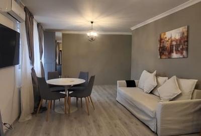 Apartament cu 3 camere semidecomandat în Bucureștii Noi