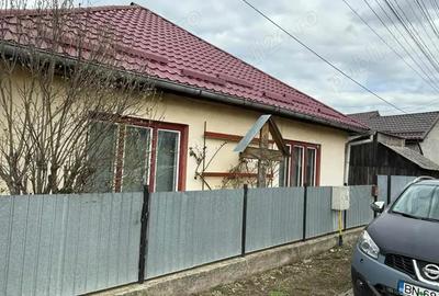 Casa cu teren 5,5 arii , Beclean , Strada Grigore Silasi 27 - 7