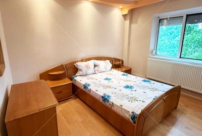| Apartament cu 3 camere | Zona: IREG | Mobilat, Utilat | Etaj 3 | - 3