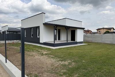 Casă cu 3 camere în Adunații-Copăceni - 5