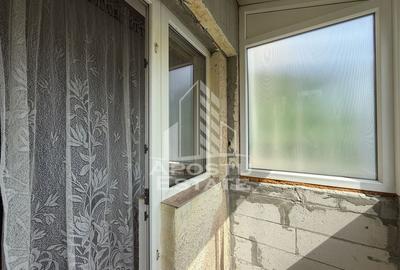 Apartament o camera, etaj intermediar, zona Badea Cartan - 9