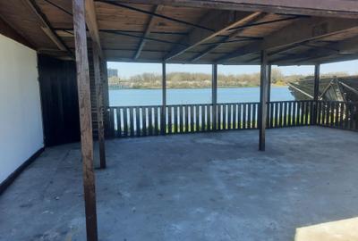 Spațiu comercial, de 60 mp, în Central