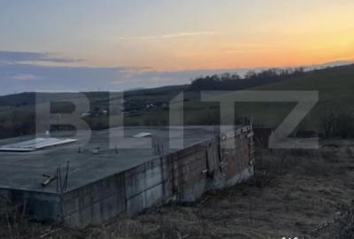 Casă cu 5 camere cu Teren 2000 Mp în Central - 2