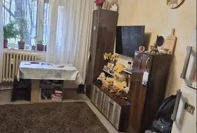 Garsonieră semidecomandată în Abator - 2