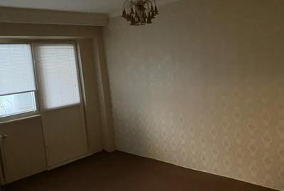 Apartament cu 2 camere decomandat în Obor