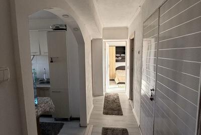 Apartament cu 3 camere decomandat în Central - 3