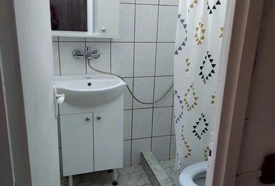 Inchiriez garsoniera - 5