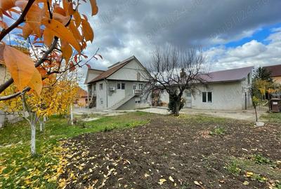 Casa de vanzare cu 6 camere, 900mp teren - 2