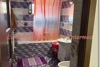 Casă cu 4 camere cu Teren 400 Mp în Palazu Mare