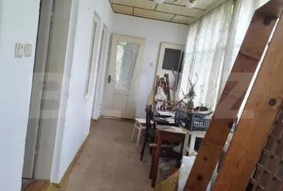 Casă cu 3 camere cu Teren 183 Mp în Central