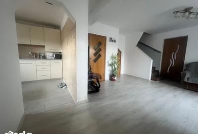 Casă cu 4 camere cu Teren 94 Mp în Central - 5