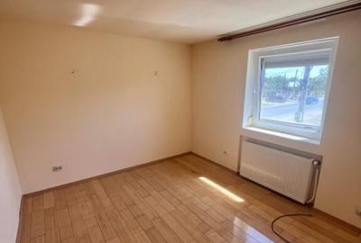 Casa de vanzare Frumusani - Spatiu Comercial la Parter - 25 - 13