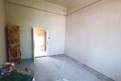 Apartament cu 5 camere semidecomandat în Central - 15