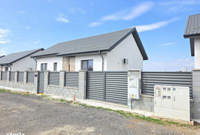 Casă cu 4 camere cu Teren 400 Mp în Domnești - 6