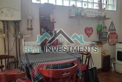 Apartament cu 3 camere semidecomandat în Pârneava - 10