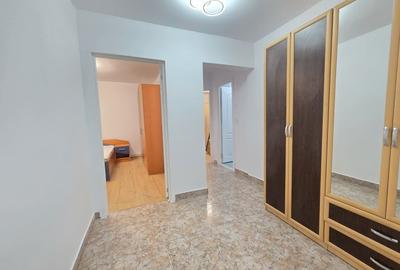 Apartament spațios cu 3 camere, etaj intermediar, zona Parâng - 10