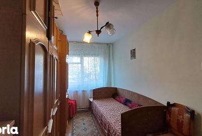 Apartament cu 3 camere semidecomandat în Decebal - 6