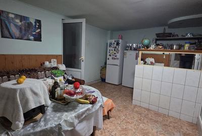 Casă cu 3 camere cu Teren 162 Mp în Central - 6