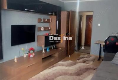 Apartament cu 2 camere decomandat în Traian