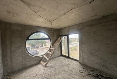 Casa la rosu cu teren 1248 mp | Misleanu, Ialomita | Comision  Cumparator 0 | - 16