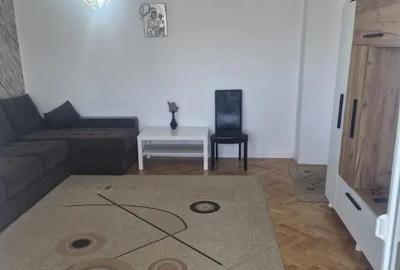 Apartament cu 2 camere decomandat în 1 Decembrie - 3