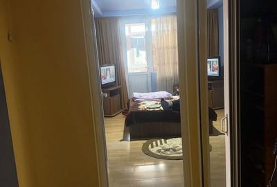 Apartament cu 3 camere decomandat în Exterior Vest - 4