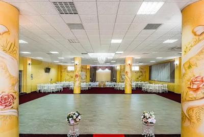 Spatiu comercial , 800 mp ulili si parcare proprie, zona centura Jiului - 4