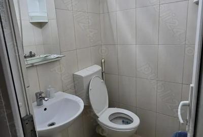 Garsonieră nedecomandată în Girocului