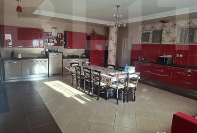 Casă cu 7 camere cu Teren 550 Mp în Central - 17