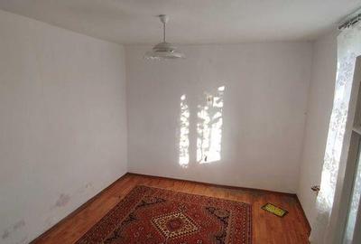 Casă cu 4 camere cu Teren 84 Mp în Podenii Noi - 4