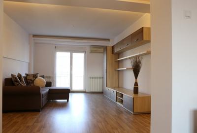 Vanzare apartament 4 camere Bd Libertatii - 3