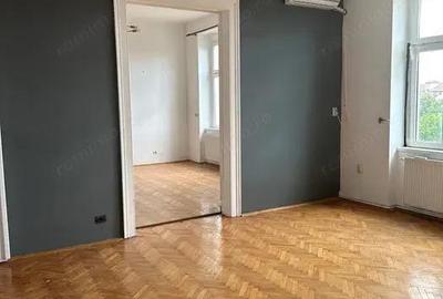 2 cam CLADIRE ISTORICA 80 mp Kaufland Kogalniceanu - 1