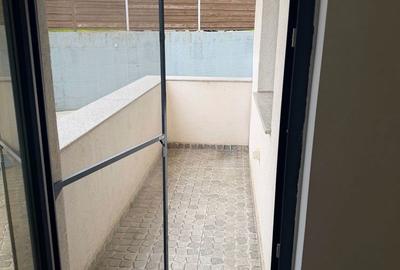 Apartament cu 2 camere decomandat în Bariera Vâlcii - 4