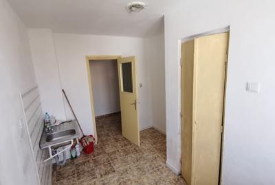Apartament 2 camere, 54 mp utili, spatios, etaj 6, Darmanesti - 1