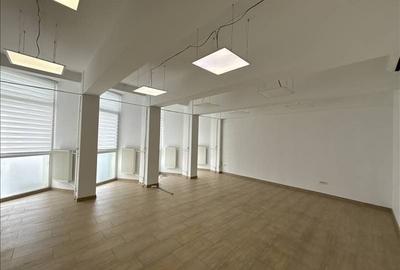 Birou, de 984 mp, în Ultracentral - 2