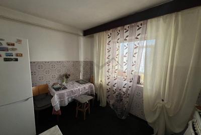 Apartament cu 3 camere decomandat, mobilat în Nicolina - 2