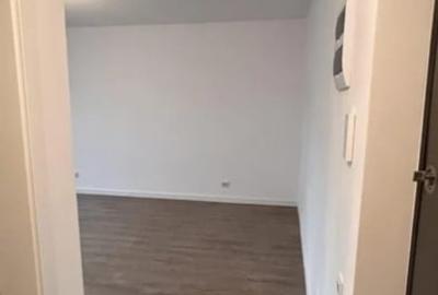 Etaj 1-Tatarasi Lidl-1 Camera Decomandat-bloc nou intabulat - 3