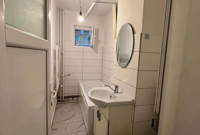 Apartament cu 3 camere decomandat în Central - 2